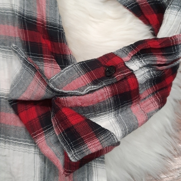 Zara Woman Cutout Long-sleeved Blouse - Picture 3 of 7